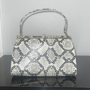 Naturalizer Handbag 👜